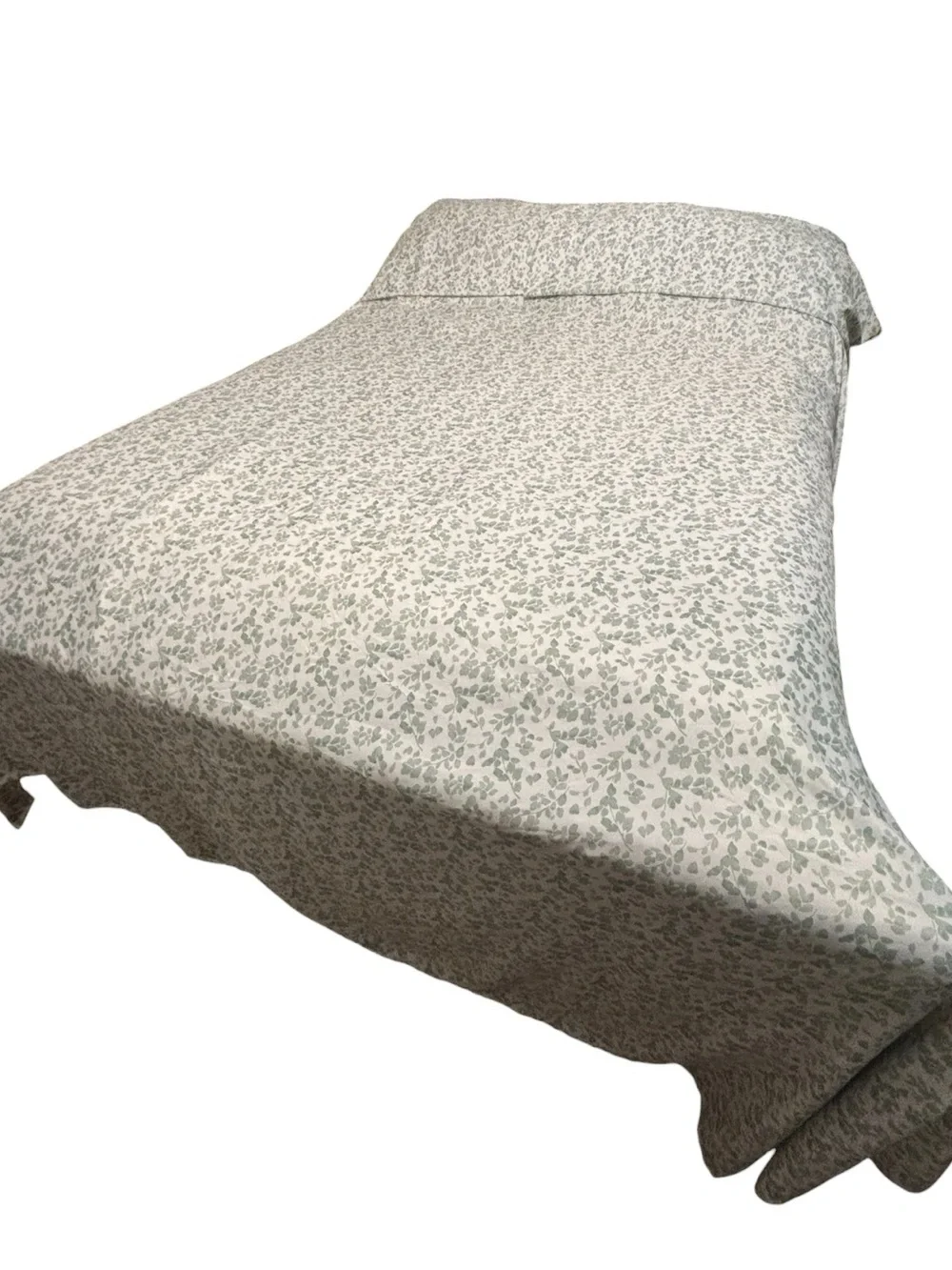 3 Pc Reaction Kenneth Cole Flat Sheet & 2 Pillowcase Set King Sage Green Leaves